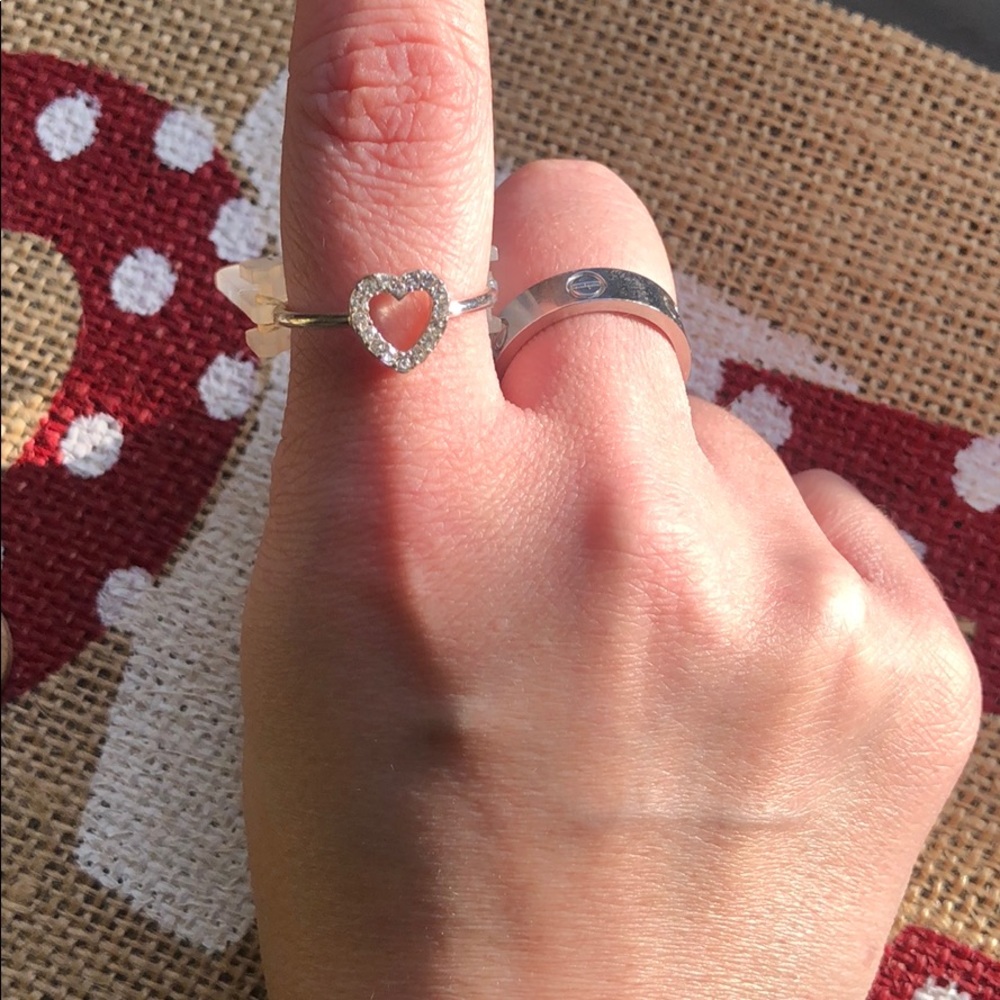 ❤️🖤❤️🖤Crystal heart silver Valentine’s Day ring ❤️🖤❤️🖤